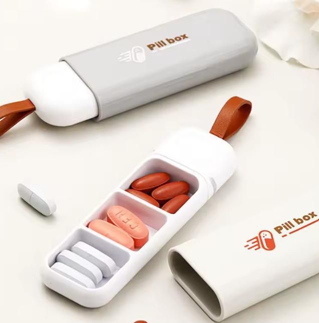 Three-Compartment Small Pill Organizer Box - Portable Daily Pill Dispenser, Leak-Proof